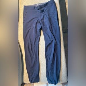Arc’teryx M Hiking pants